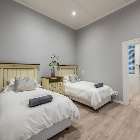 Lilla-Bett Self Catering Accommodation Mosselbaai Buitenkant foto