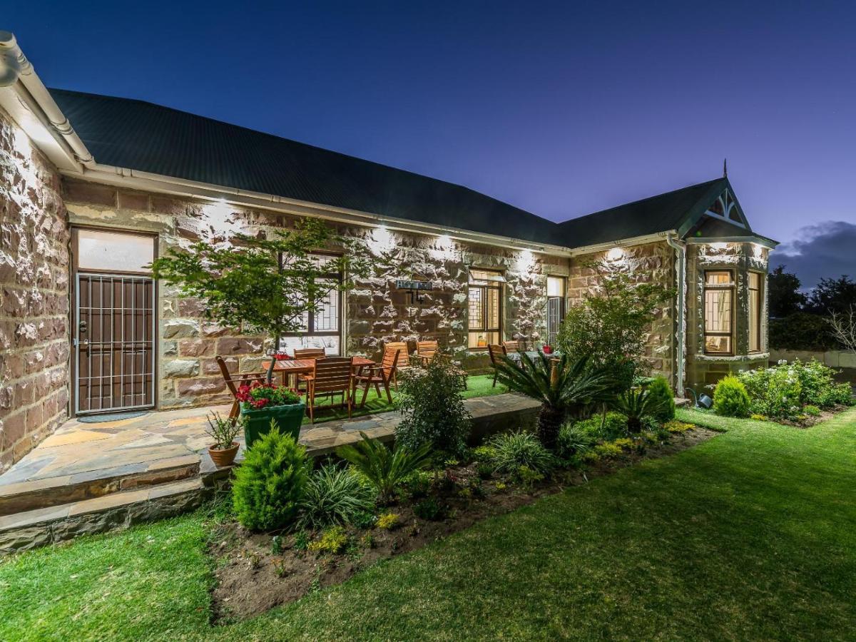 Lilla-Bett Self Catering Accommodation Mosselbaai Buitenkant foto