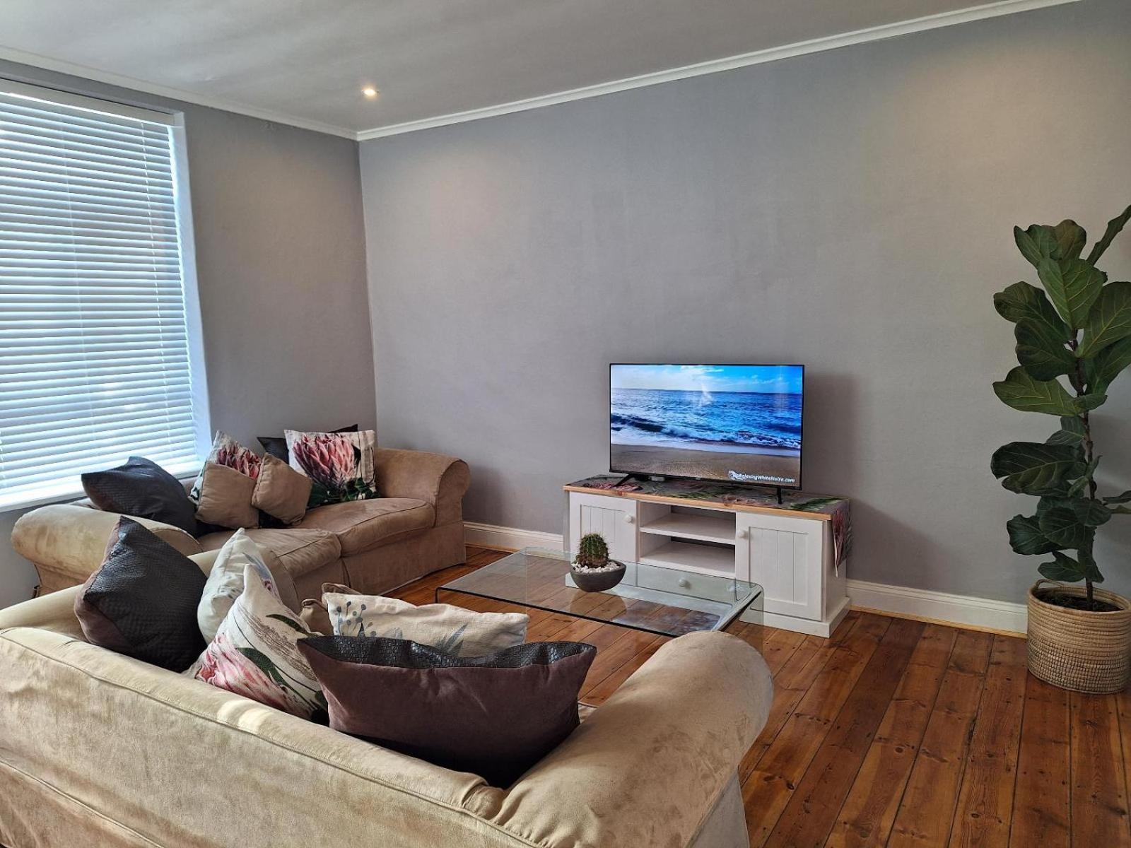 Lilla-Bett Self Catering Accommodation Mosselbaai Buitenkant foto