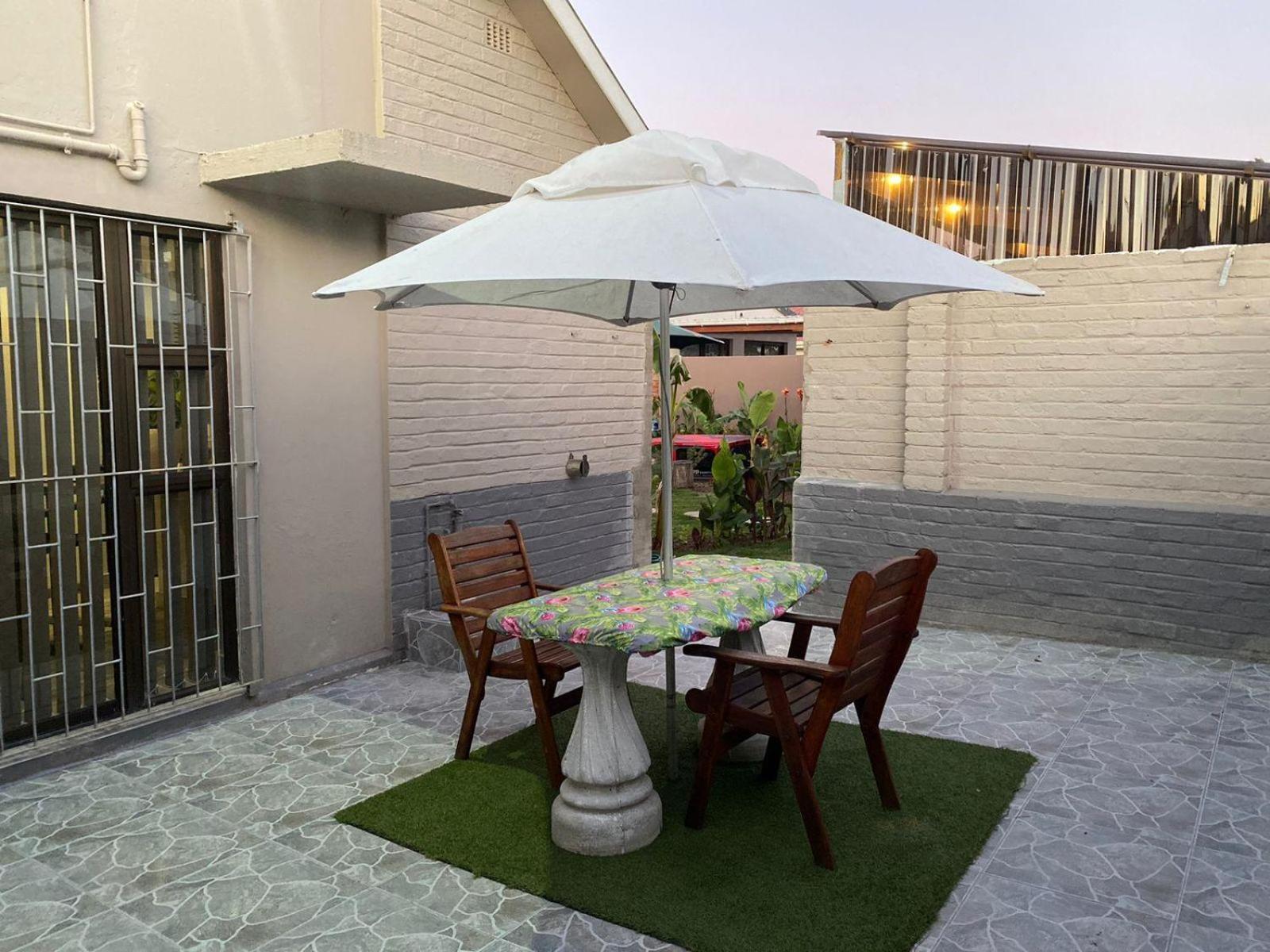 Lilla-Bett Self Catering Accommodation Mosselbaai Buitenkant foto
