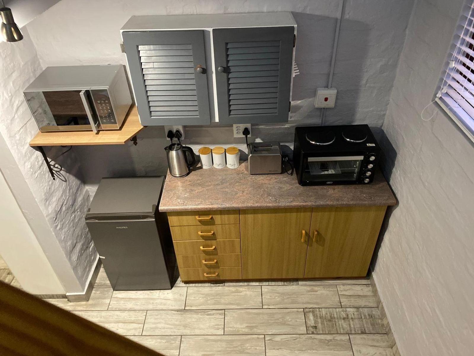 Lilla-Bett Self Catering Accommodation Mosselbaai Buitenkant foto