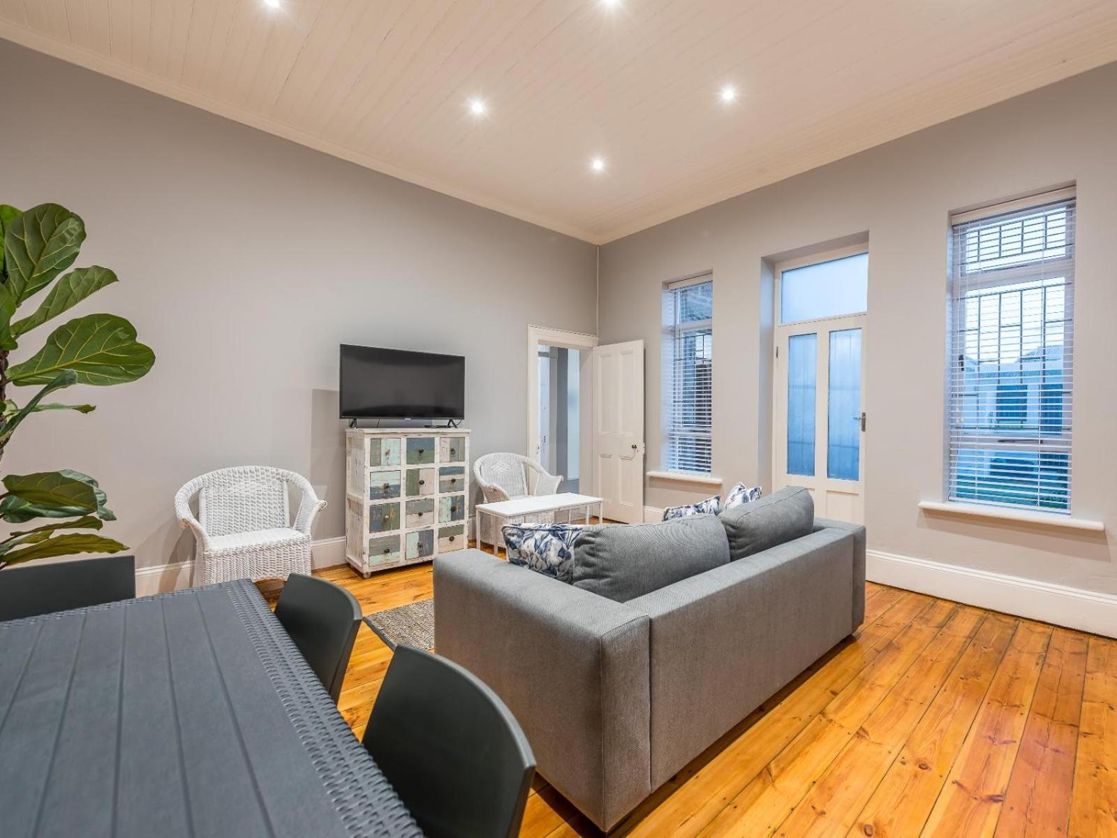 Lilla-Bett Self Catering Accommodation Mosselbaai Buitenkant foto