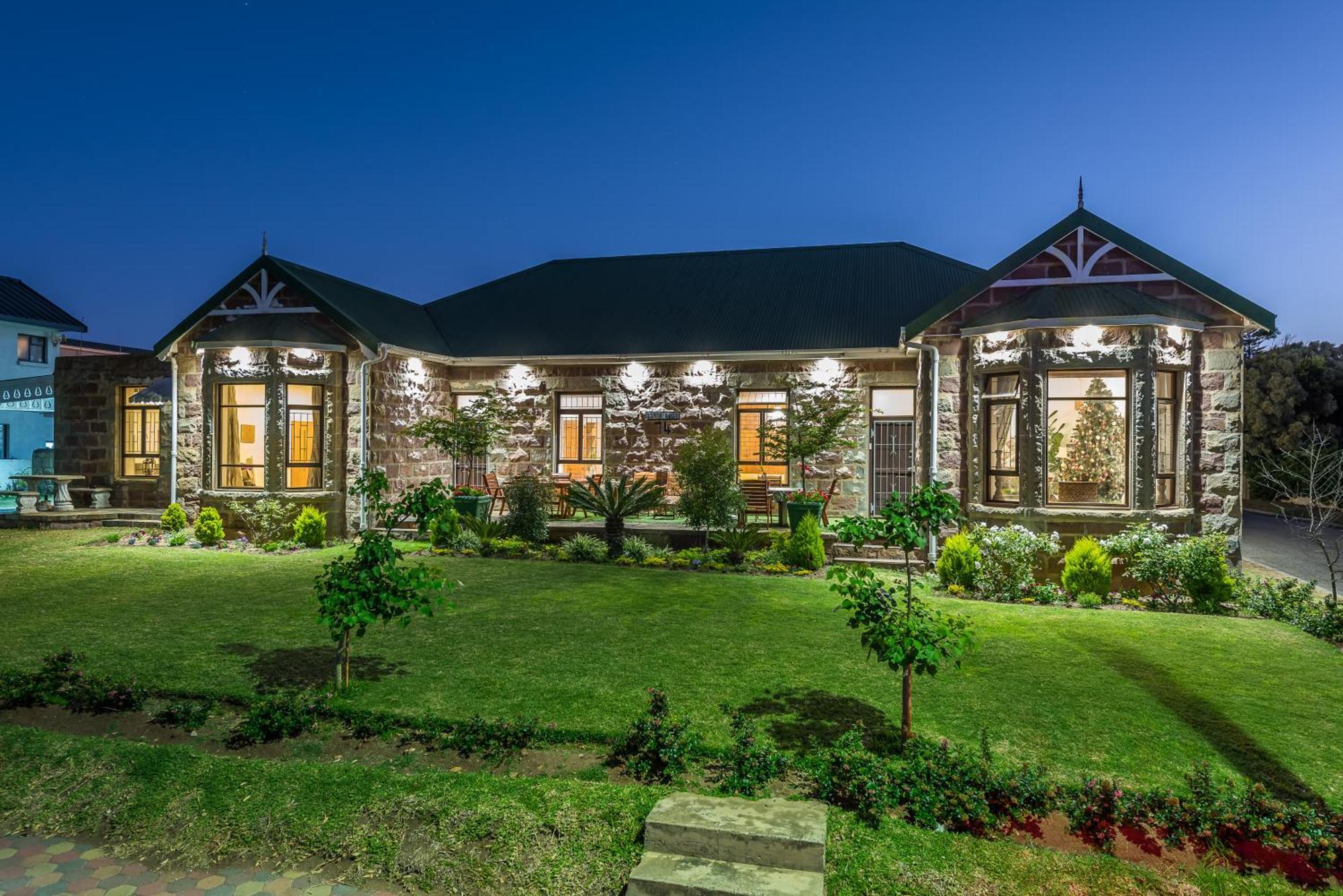 Lilla-Bett Self Catering Accommodation Mosselbaai Buitenkant foto